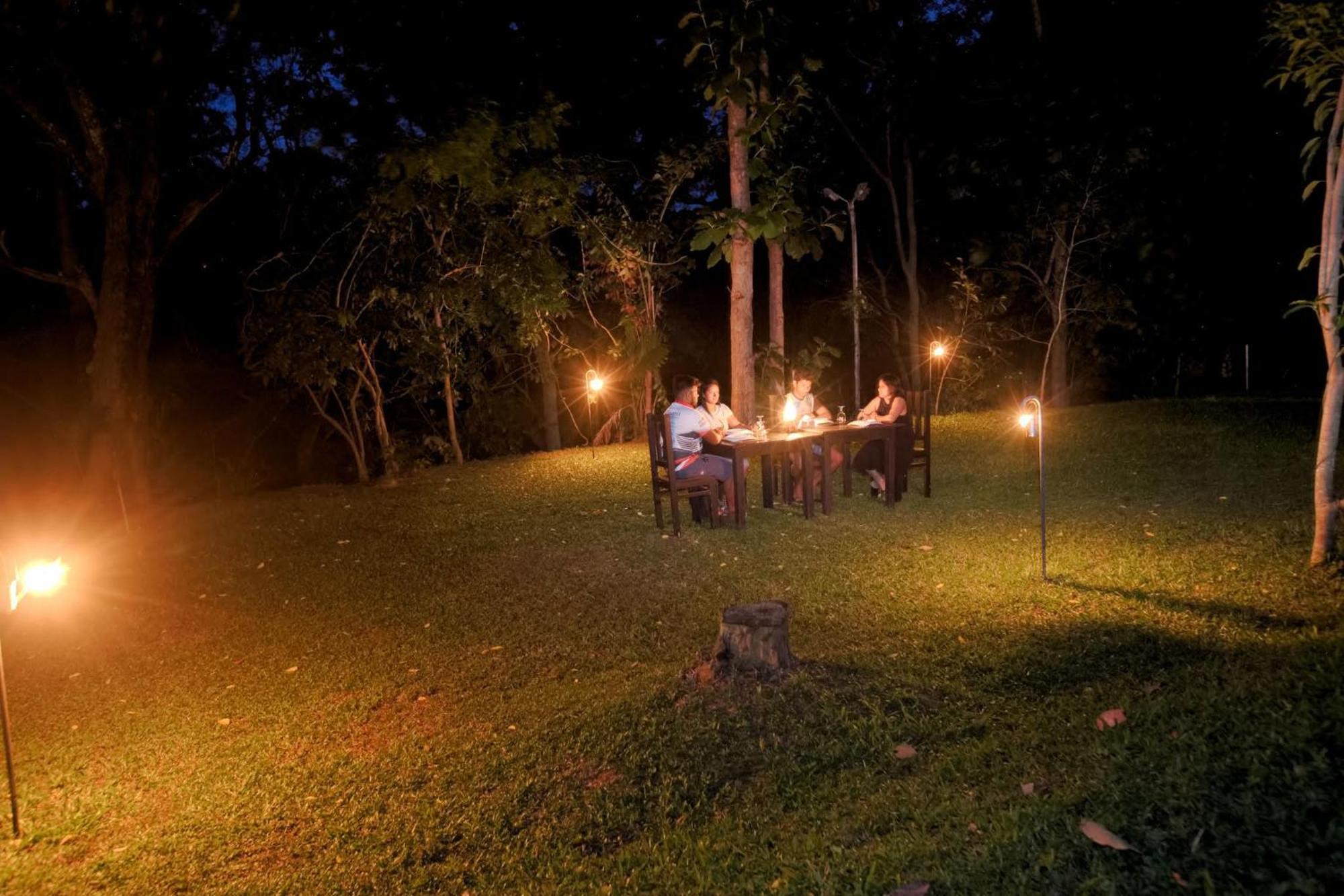 The Mastodon Valley Safari Resort Udawalawe Ngoại thất bức ảnh