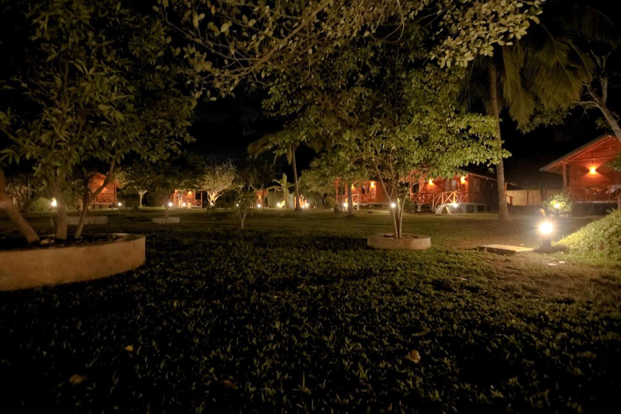 The Mastodon Valley Safari Resort Udawalawe Ngoại thất bức ảnh
